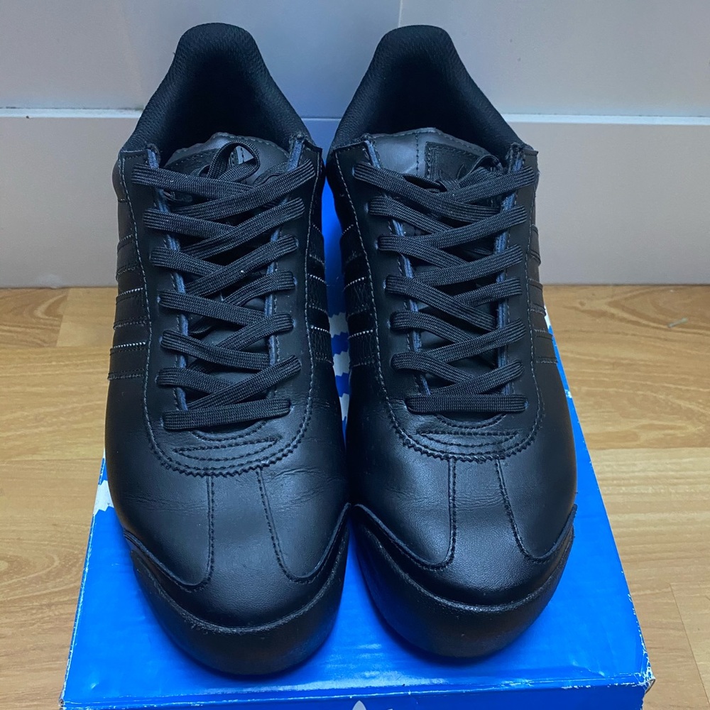 *SOLD* Adidas Originals SAMOA